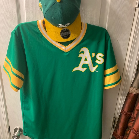 Oakland A”s Jersey and SnapBack - Picture 4 of 9
